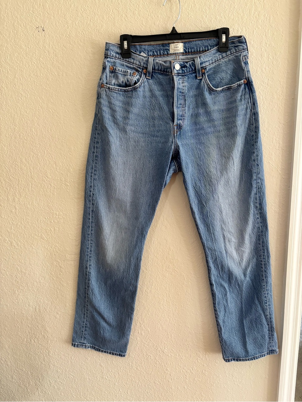 Levi’s 501 Curve Straight leg Jeans